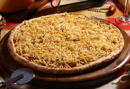 PIZZA STROGONOFF DE FRANGO