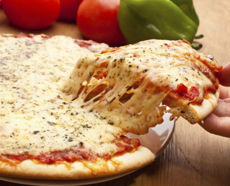 PIZZA DE QUEIJO MUSSARELA